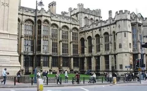 西英格兰大学创意产业系